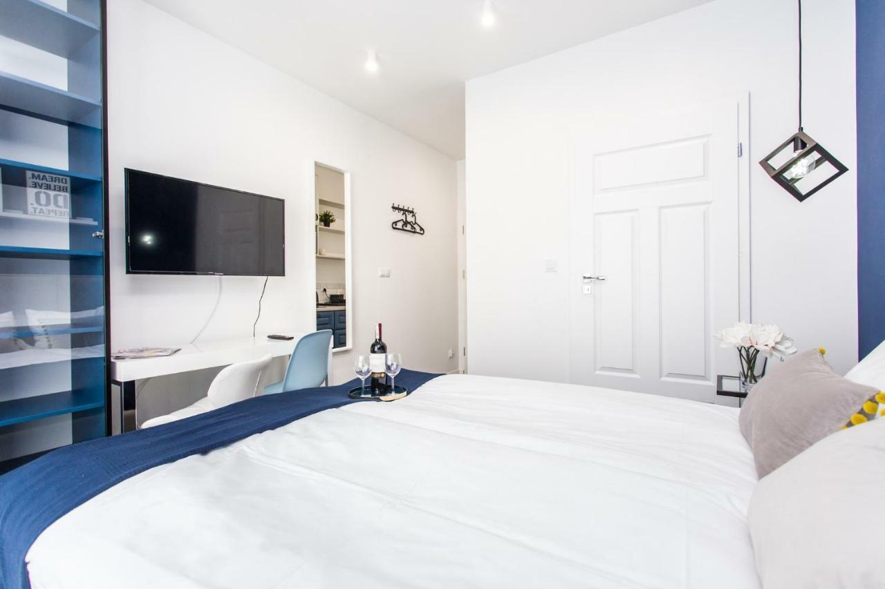 Modern & Classy Industrial - Apartamenty Browar 그단스크 외부 사진